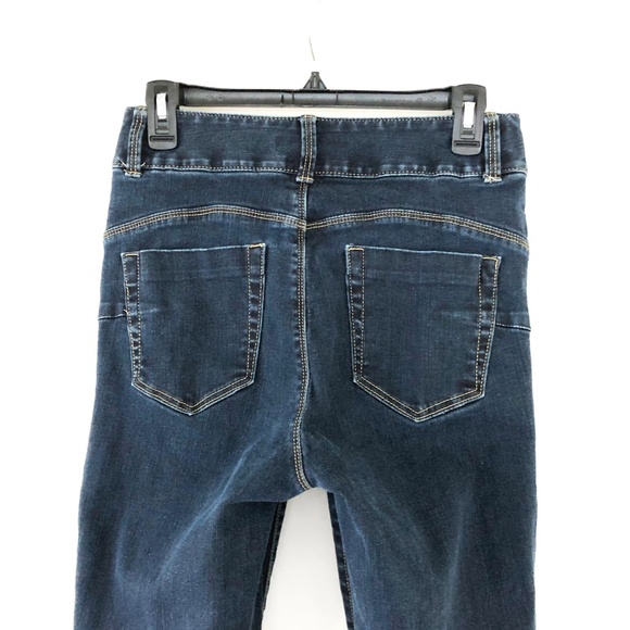 High Waisted Jeans - Picture 5 of 6